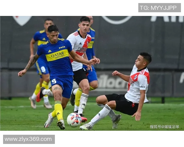 90vs电竞足球引领虚拟竞技新时代挑战传统体育的极限对决 90vs电竞足球引领虚拟竞技新时代挑战传统体育的极限对决