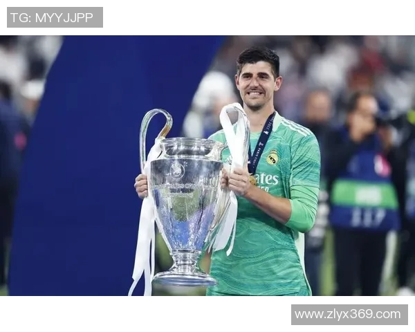 库尔图瓦的辉煌之路：从青涩少年到世界顶级门将的传奇旅程