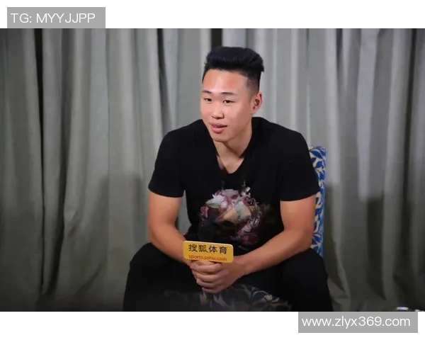 贺希宁：从篮球新星到职业生涯巅峰的成长之路与挑战