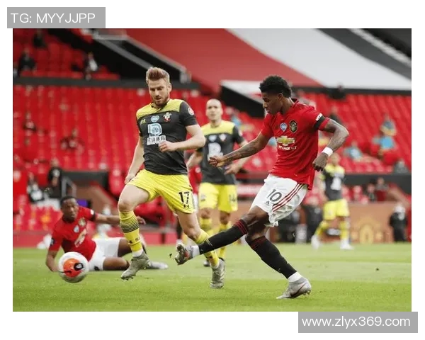 西汉姆联对阵曼联精彩直播全程回顾与赛后分析 西汉姆联对阵曼联精彩直播全程回顾与赛后分析