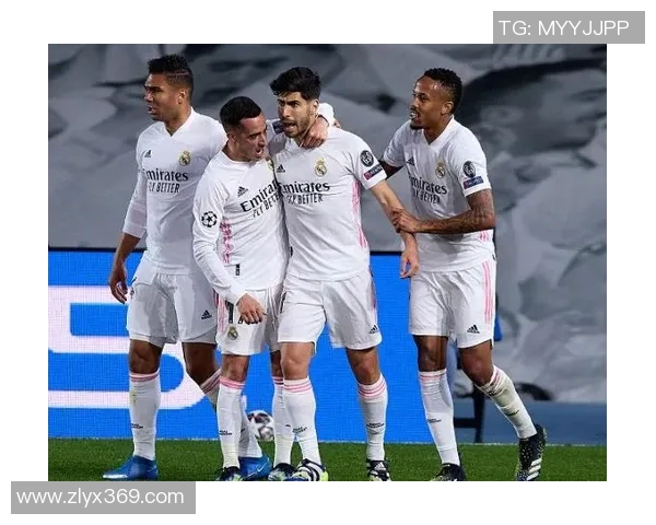 利物浦与巴萨对决阵容分析及战术解读全景呈现