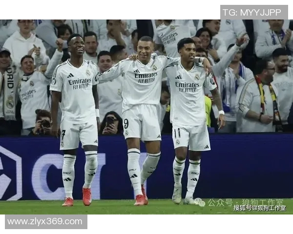 皇马与利物浦精彩对决录像回放尽在PPTV平台观看